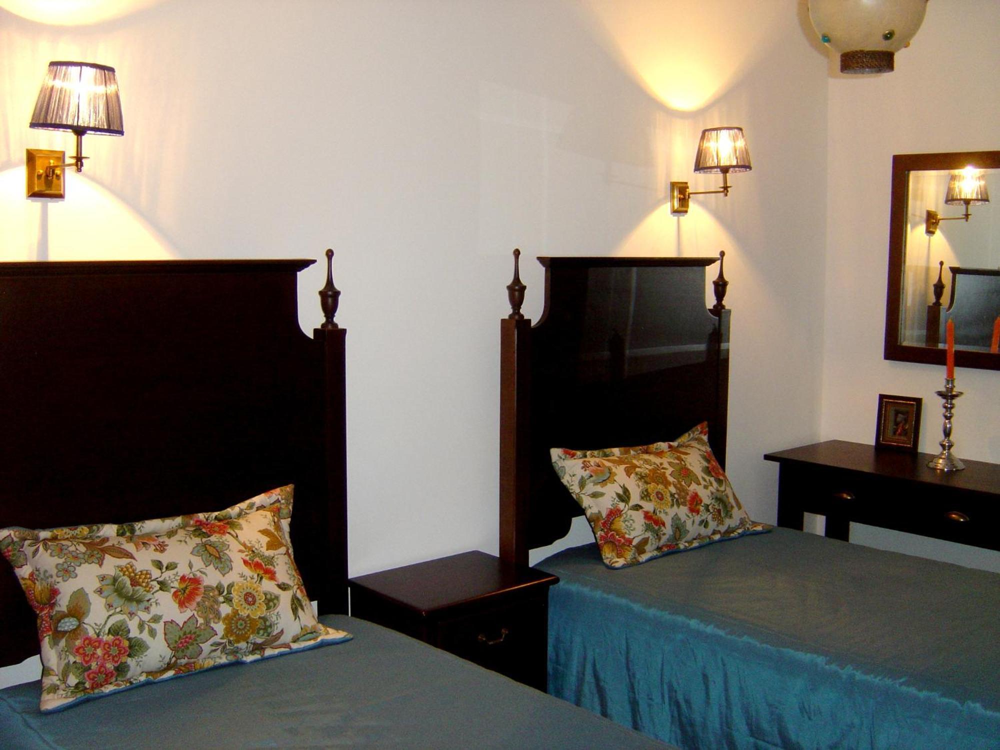 Hotel Casa Santa Catarina Penha Garcia Habitación foto