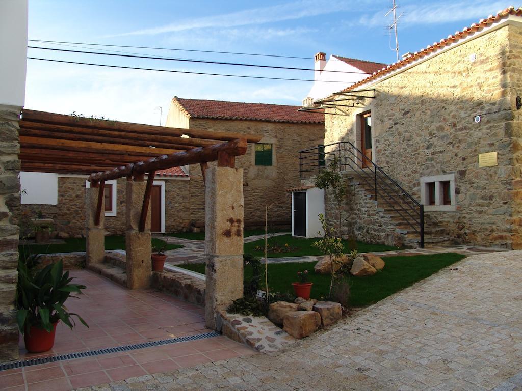 Hotel Casa Santa Catarina Penha Garcia Exterior foto